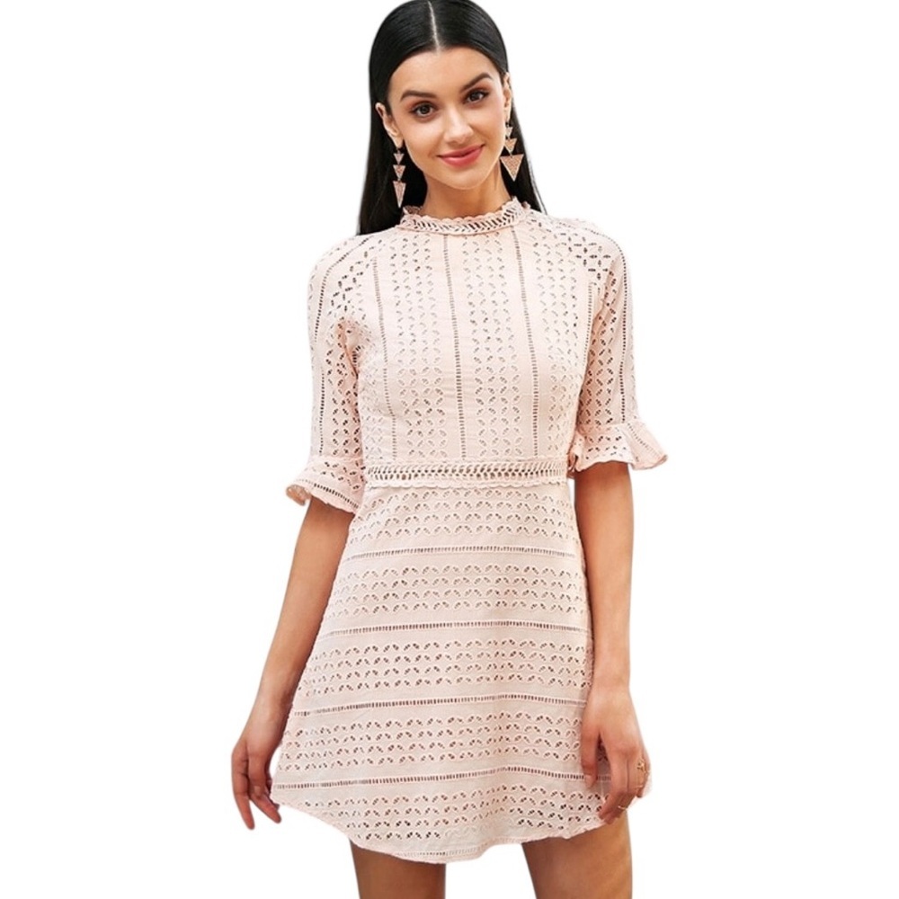 Simplee Apparel Blush peach Lace Eyelet Mini Dress fit & flare lined size medium